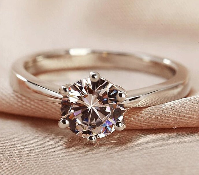 925 SilverLuxury 2 Carat clear/white Cubic Zirconia Wedding Band ring