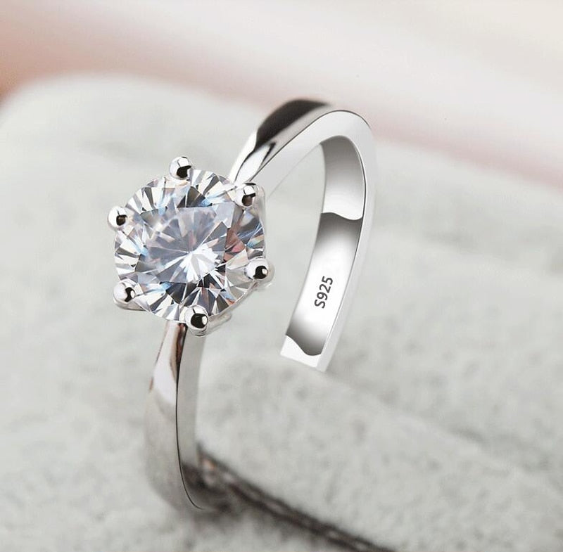 925 SilverLuxury 2 Carat clear/white Cubic Zirconia Wedding Band ring