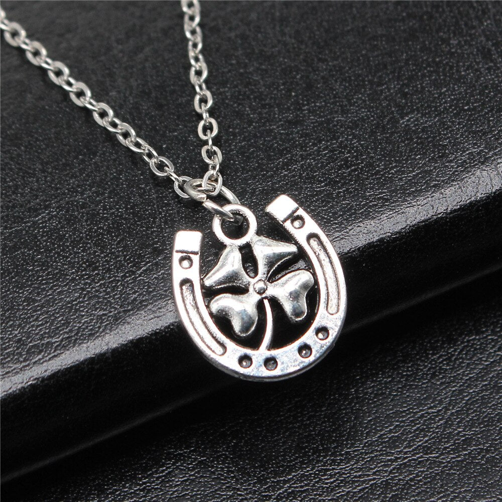 Silver Lucky Clover Horse Shoe Pendant