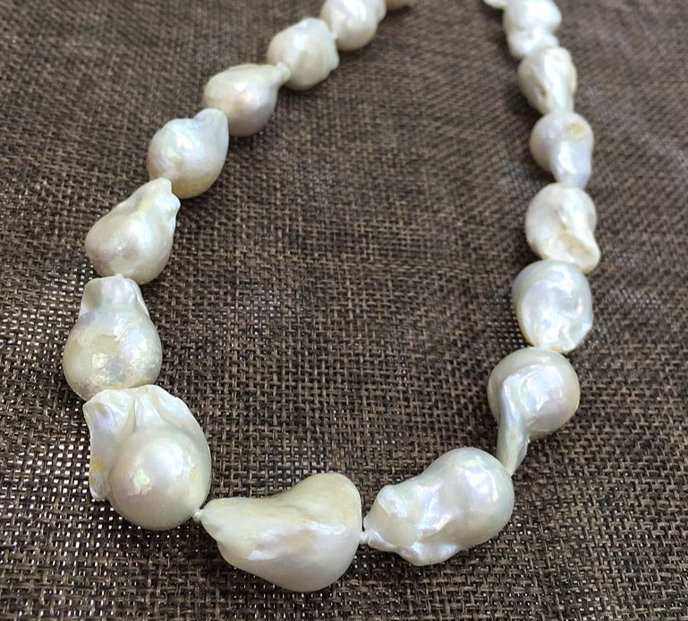 Fresh water pearl necklace