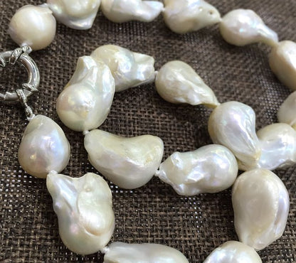 Fresh water pearl necklace