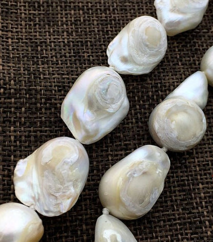 Fresh water pearl necklace