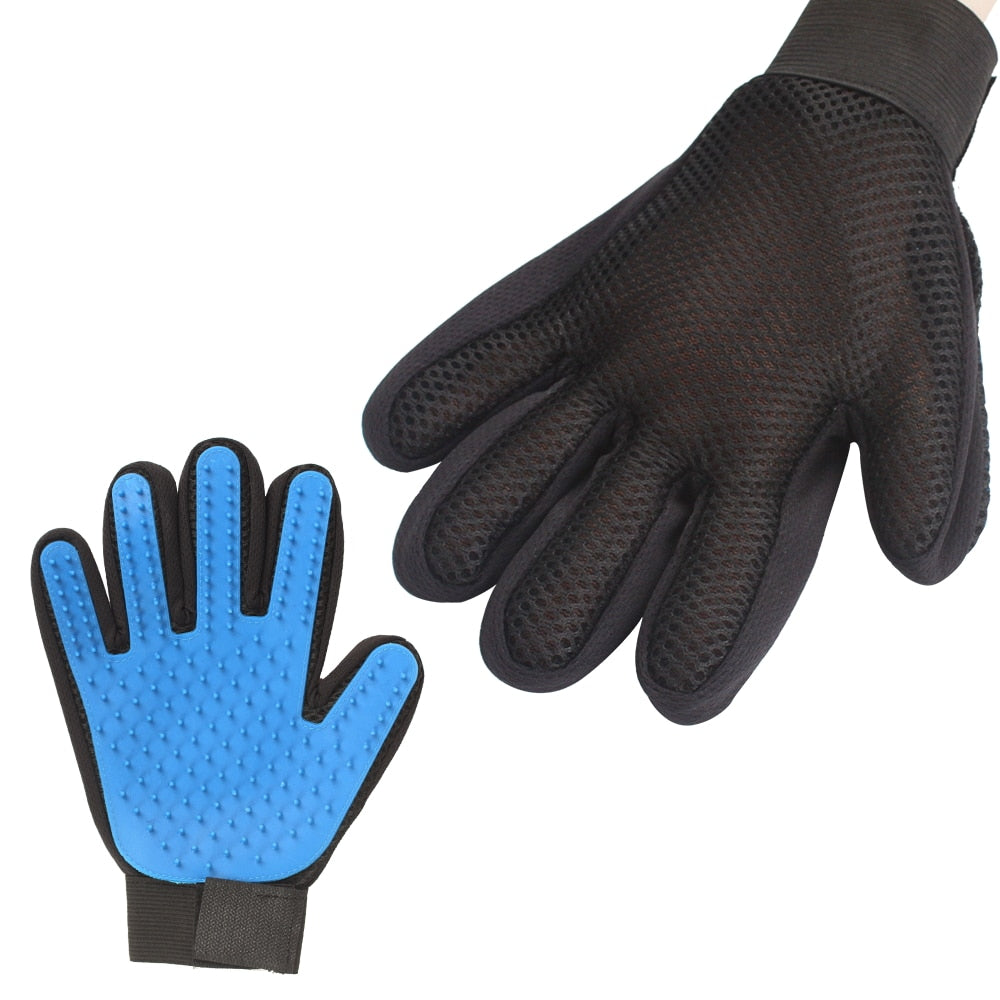 Pet grooming shedding glove