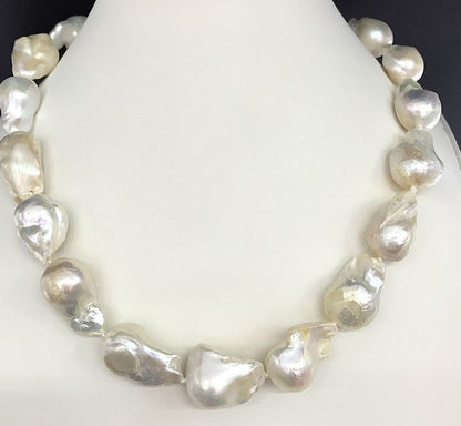 Fresh water pearl necklace