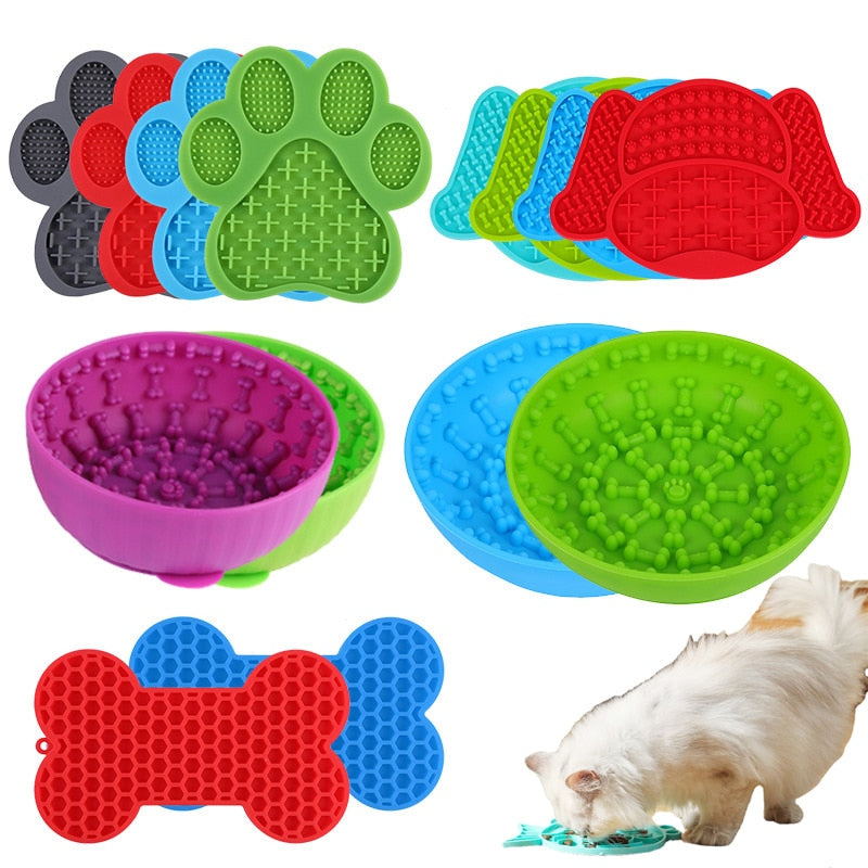 Silicone licking pad for dogs and cats